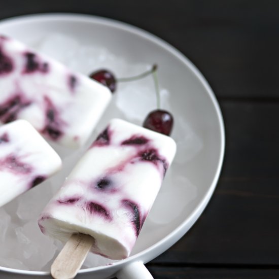 4 Ingredient Jogurt Popsicles