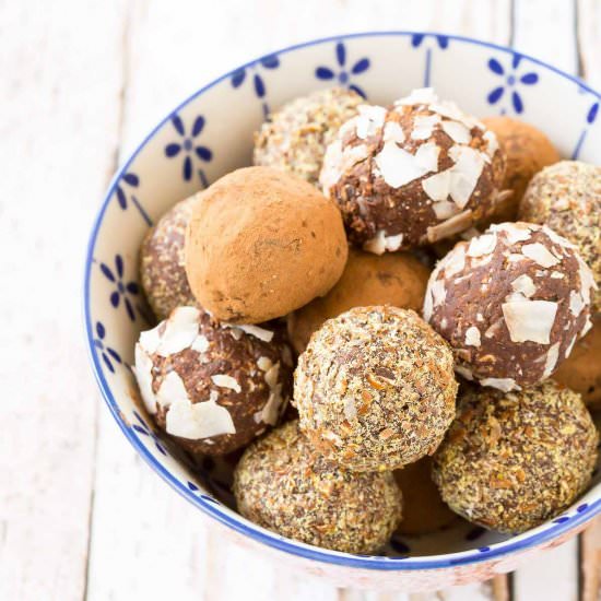 Chocolate Coconut Energy Balls