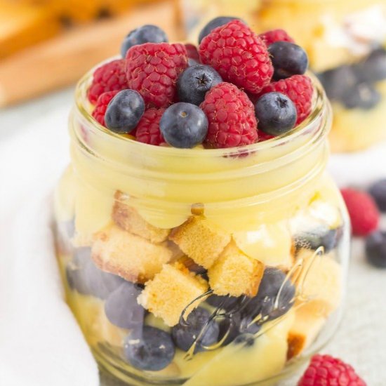 Berry Pudding Pound Cake Trifle