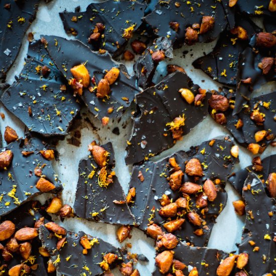 Harissa-Spiced Almond Bark