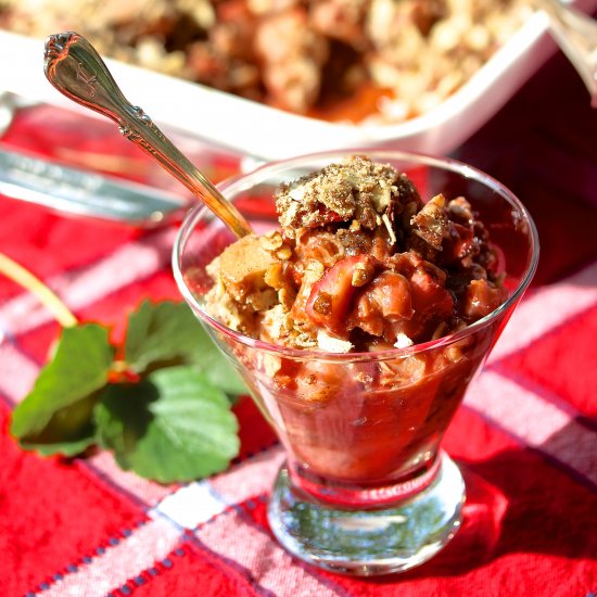 Vegan Strawberry Rhubarb Crisp