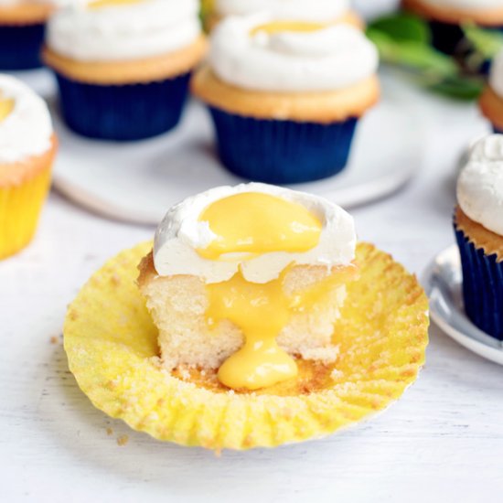 Stuffed Mango Cupcakes