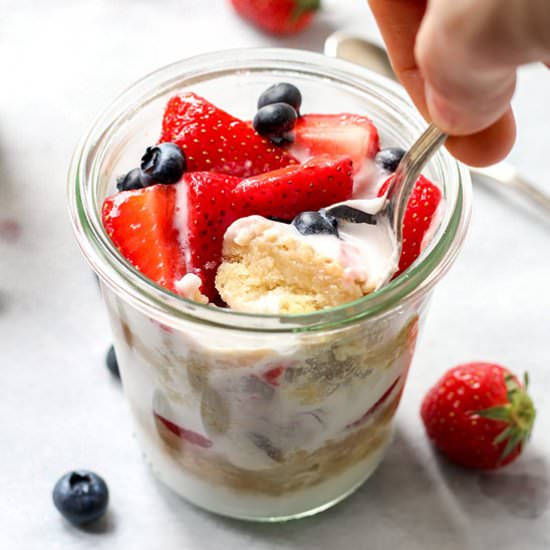 Vegan Strawberry Shortcake Parfaits