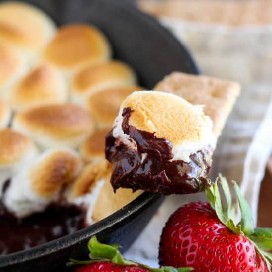 Easy Oven S’mores Dip