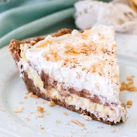 No Bake Chocolate Coconut Cream Pie