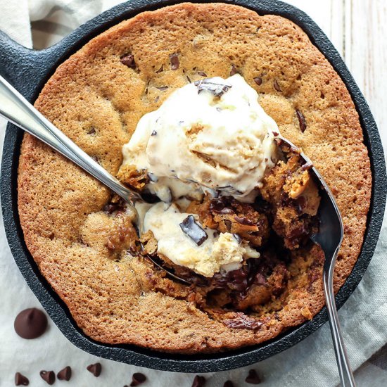 Chocolate Chip Skillet Cookie