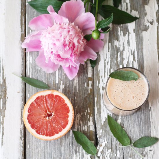 Grapefruit & Banana Smoothie