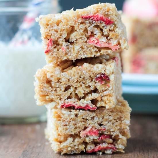 Rice Crispy Treats w/ Strawberries