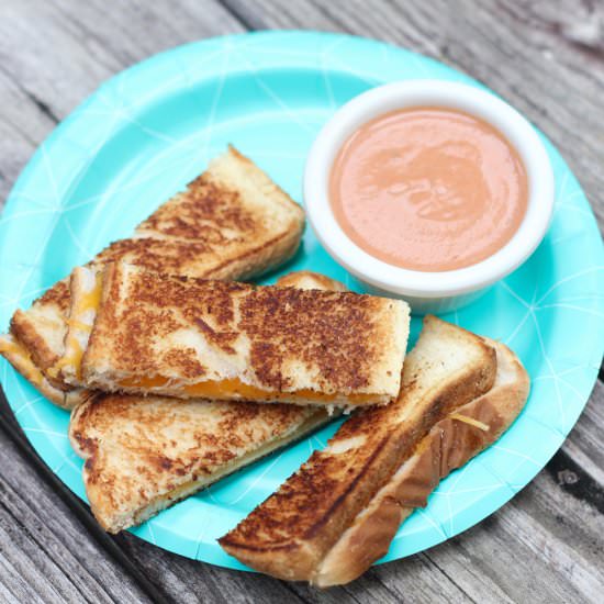 Grilled Cheese Dippers