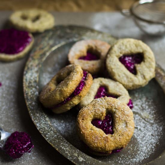 Coconut cookies w’ pink pitaya jam