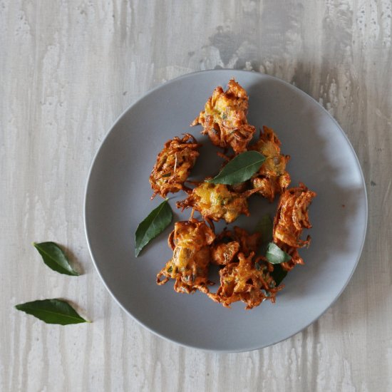 Onion Bhajis/Pakodas