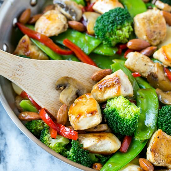 Chicken Almond Stir Fry