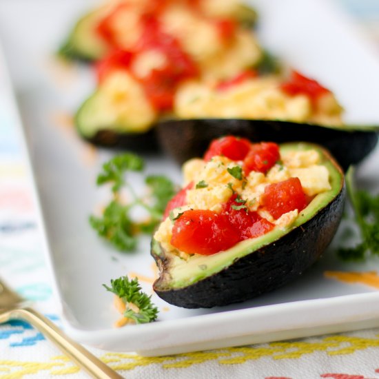 Scrambled Egg Avocado Boats