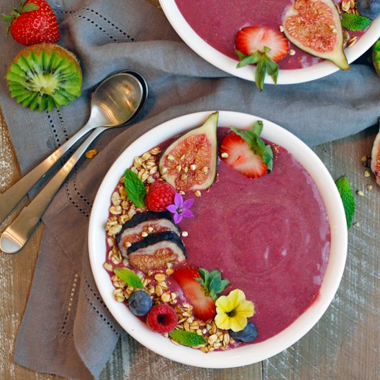 Simple Acai Smoothie Bowl