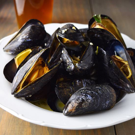 Beer Steamed Mussells