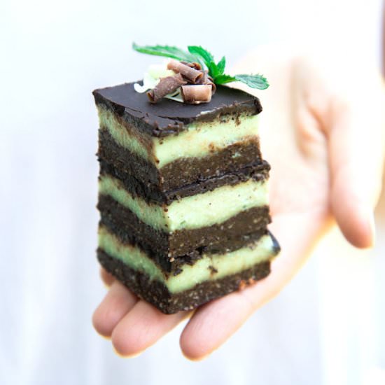 Raw Mint Chocolate Slices