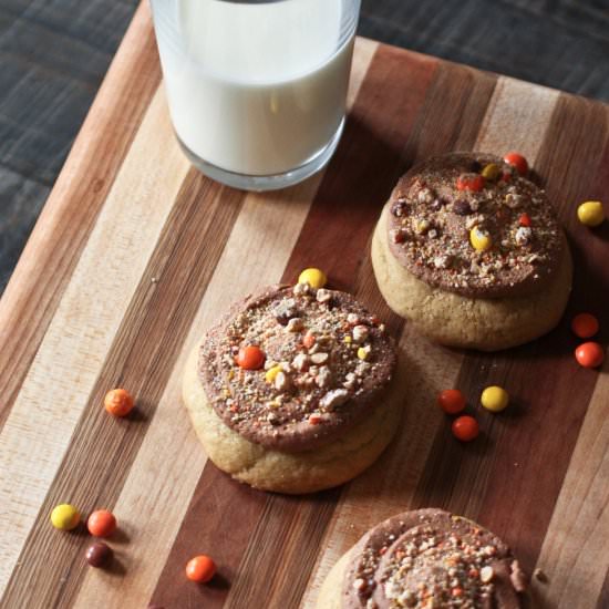 Reese’s Pieces Cookie Cakes