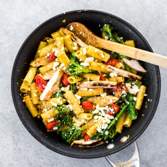 Garlic Pesto Rigatoni