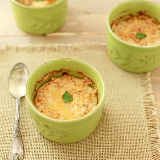 Baked Garlic Cheesy Cauli Mash