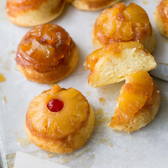 Pineapple Upside-Down Mini-Cakes