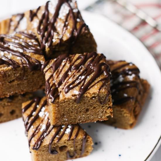 Paleo Snack Cake