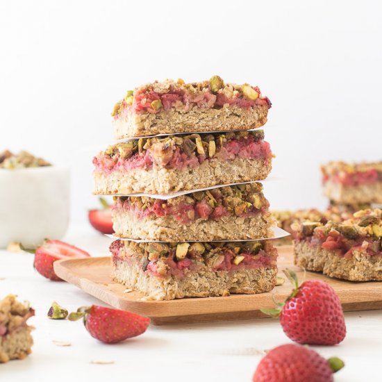 Strawberry Pistachio Chia-Oat Bars