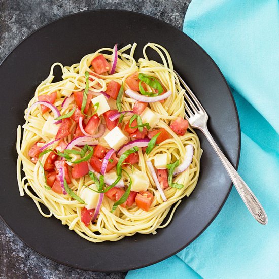 Marinated Tomato and Mozzarella Pasta