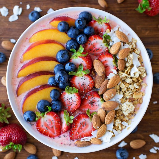 Berry Peach Coconut Smoothie Bowl