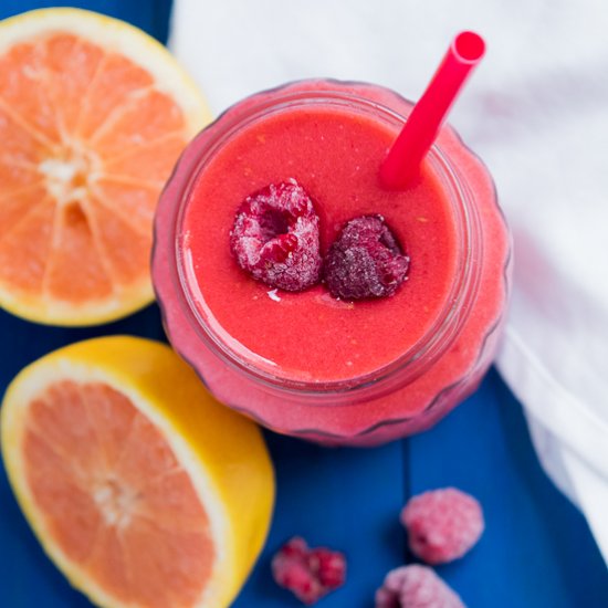 Grapefruit Peach Raspberry Smoothie