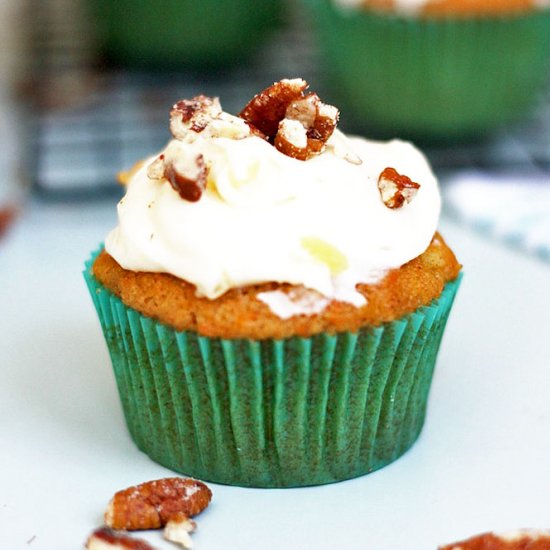 Pineapple Carrot Cake Cupcakes