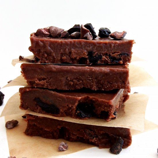 Freezer fudge with cacao & cherries