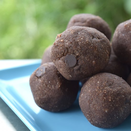 No Bake Chocolate Paleo Bites