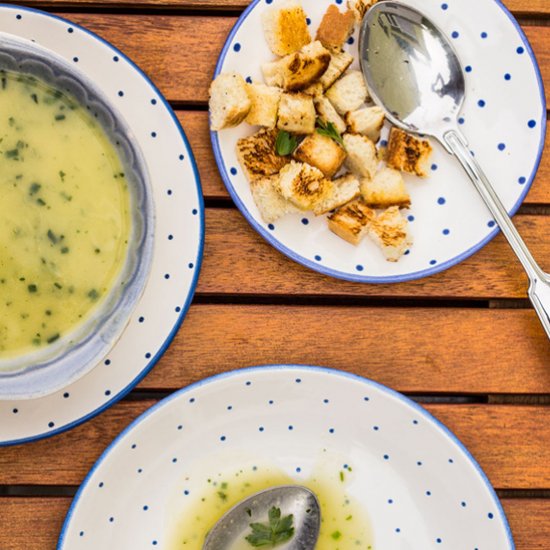 Zucchini Cream Soup with Croutons