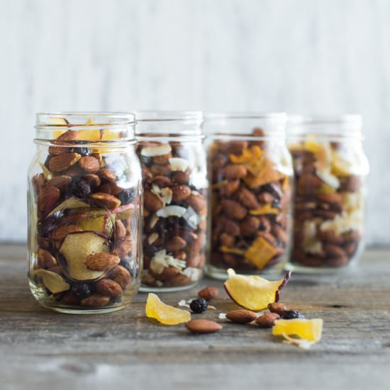 4 Easy Trail Mix Recipes