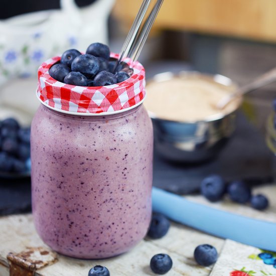 Blueberry Cream Raw Vegan Smoothie