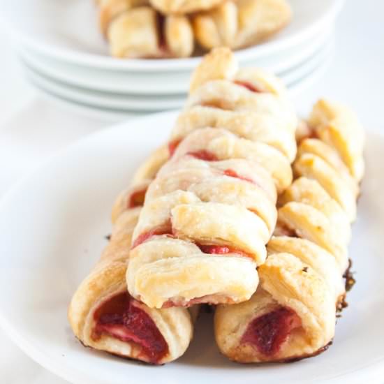 Strawberry Cream Cheese Pastries