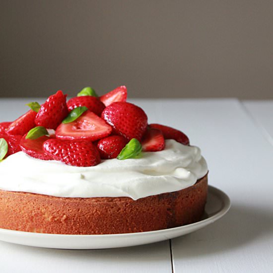 Balsamic Strawberry Sponge Cake