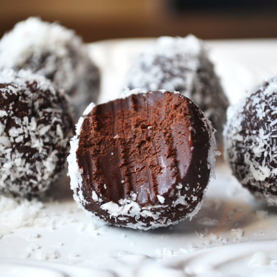 Dark Chocolate Avocado Truffles