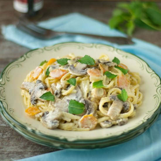 Creamy Carrot Mushroom Spaghetti