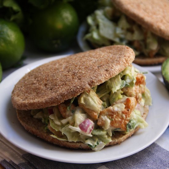 Salad with Chicken and Avocado