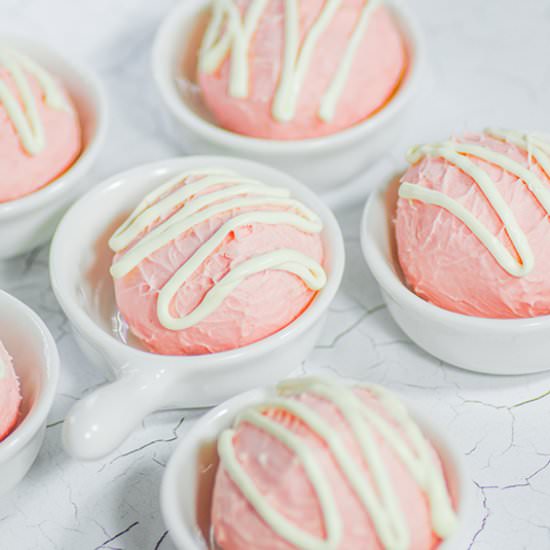 Keto Strawberries & Cream Fat Bombs