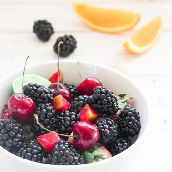 Super Simple Summer Fruit Salad