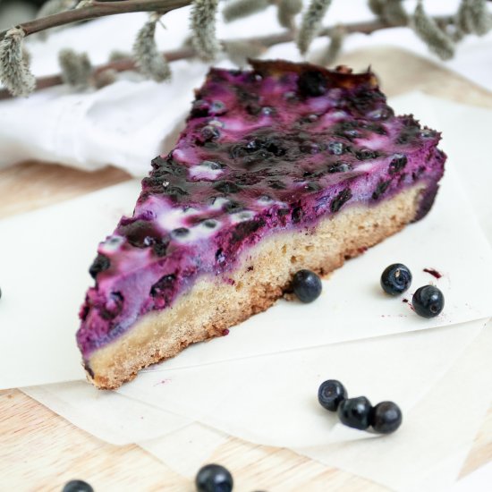 Blueberry sour-cream pie