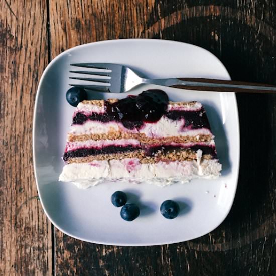 Frozen Blueberry Lemon Icebox Cake