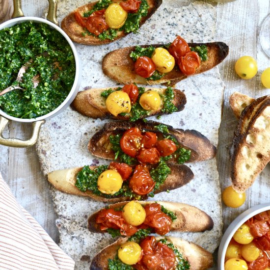 Parsley Pesto Crostini