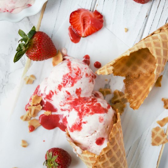 No Churn Strawberry Ice-Cream