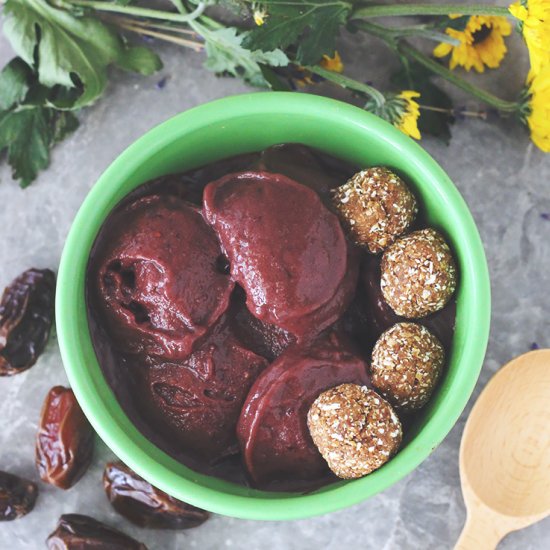 vegan acai bowl with rawnola balls