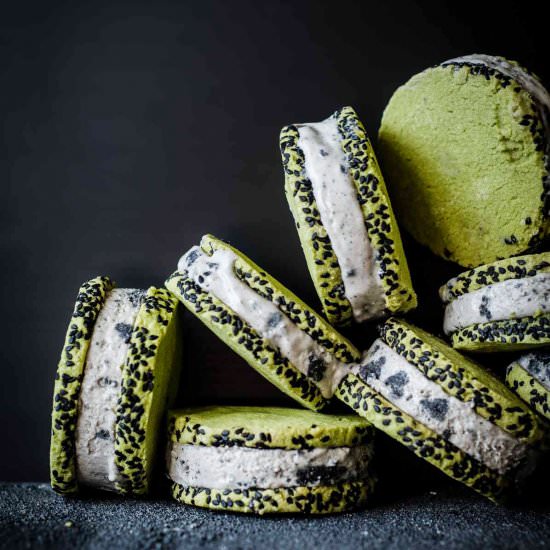 Black sesame + Green Tea Icecream