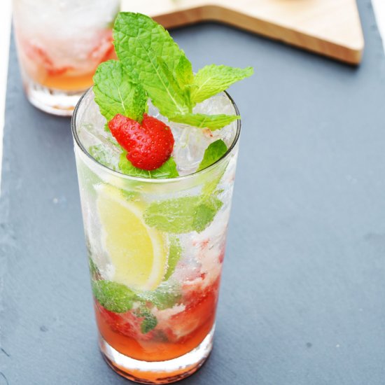 Virgin Strawberry Mojito