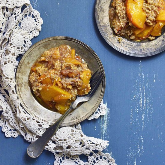 Spiced Maple Peach Oat Crisp